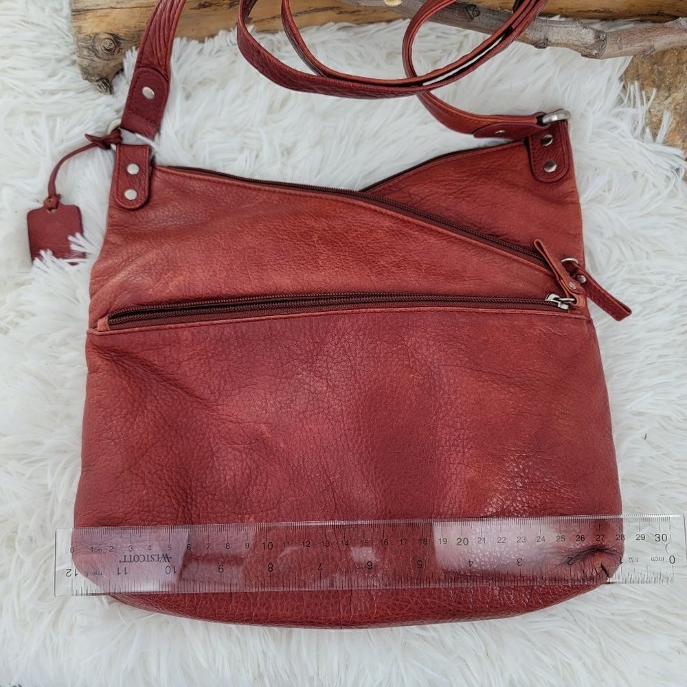 Levenger red crossbody leather purse - Picture 11 of 14